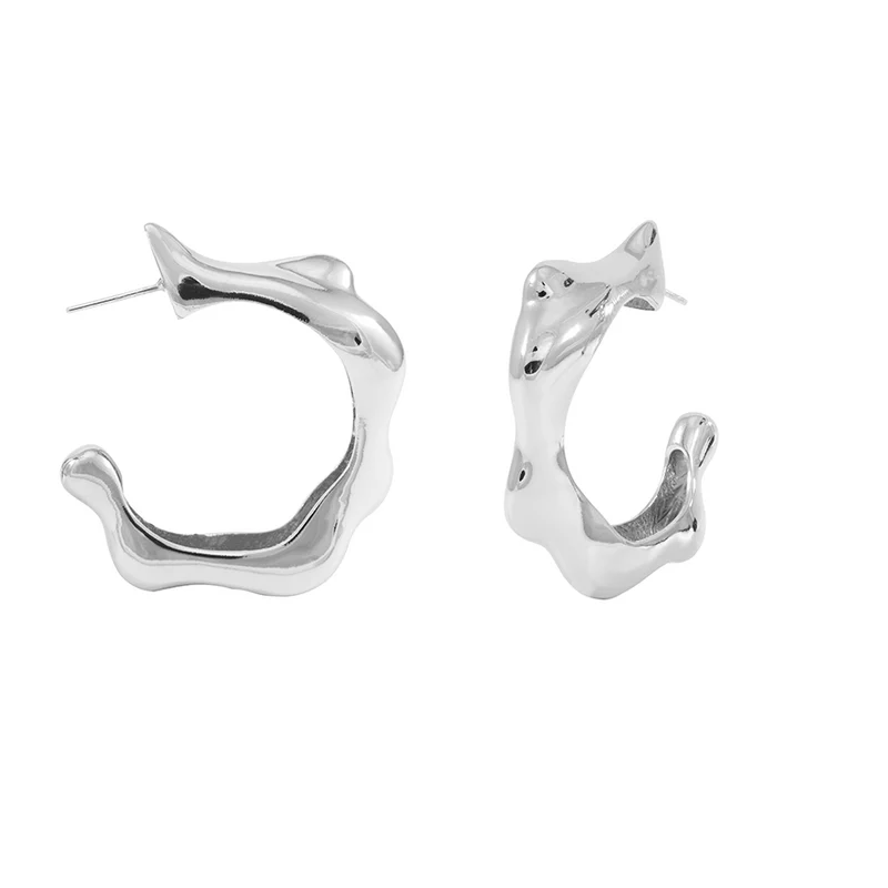 Onda M Earring