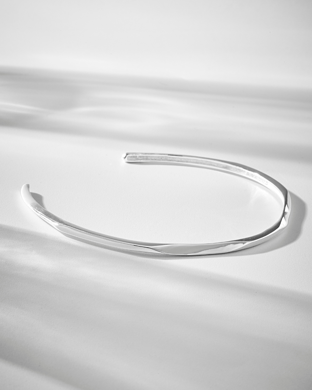 Prisma Choker